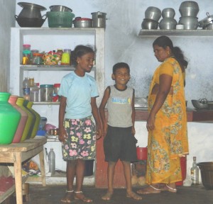 sundari_and_her_childrenweb